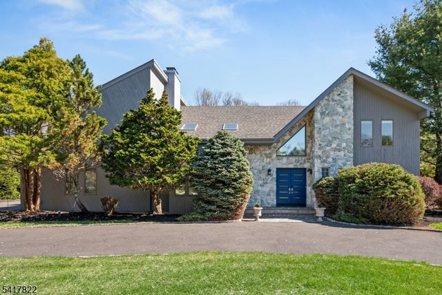 5 MEADOW DRIVE, Warren Twp., NJ 07059