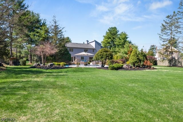 5 MEADOW DRIVE, Warren Twp., NJ 07059