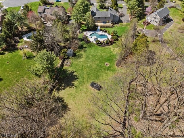 5 MEADOW DRIVE, Warren Twp., NJ 07059