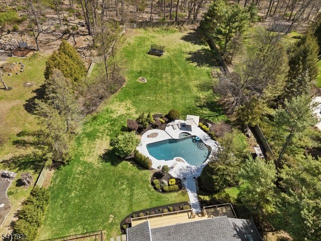 5 MEADOW DRIVE, Warren Twp., NJ 07059