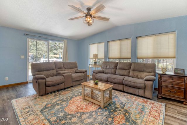 51599 Ash Road, La Pine, OR 97739