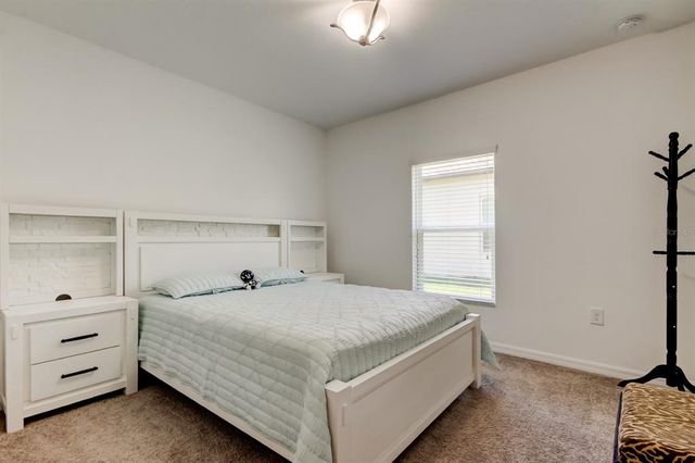 12407 HILLTOP FARMS DRIVE, Dade City, FL 33525