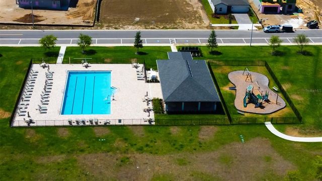 12407 HILLTOP FARMS DRIVE, Dade City, FL 33525