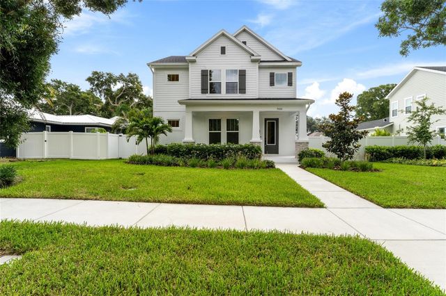 7428 BURLINGTON AVENUE N, St Petersburg, FL 33710