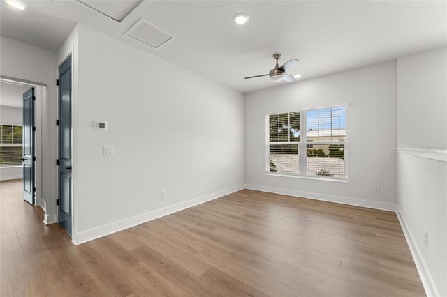 7428 BURLINGTON AVENUE N, St Petersburg, FL 33710