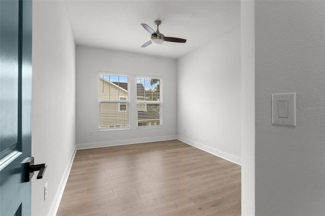 7428 BURLINGTON AVENUE N, St Petersburg, FL 33710
