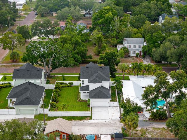 7428 BURLINGTON AVENUE N, St Petersburg, FL 33710