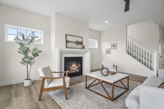 826 Capitol Drive, Dane, WI 53529