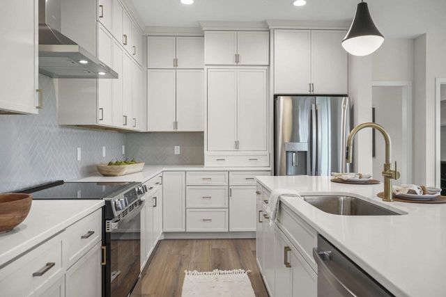 826 Capitol Drive, Dane, WI 53529