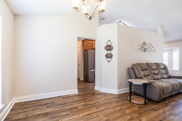 7154 Inniswold Dr, Pensacola, FL 32526
