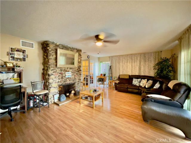 618 N Lazard St, San Fernando, CA 91340