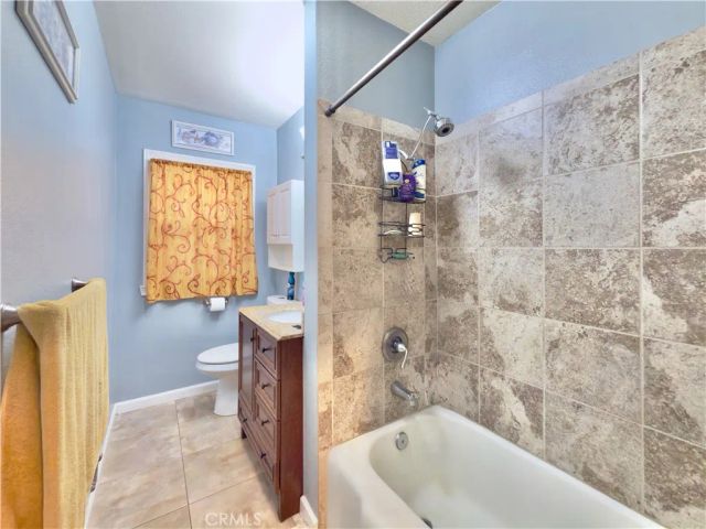 618 N Lazard St, San Fernando, CA 91340