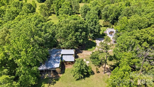 846 Windy Oaks Way, Van Wyck, SC 29720
