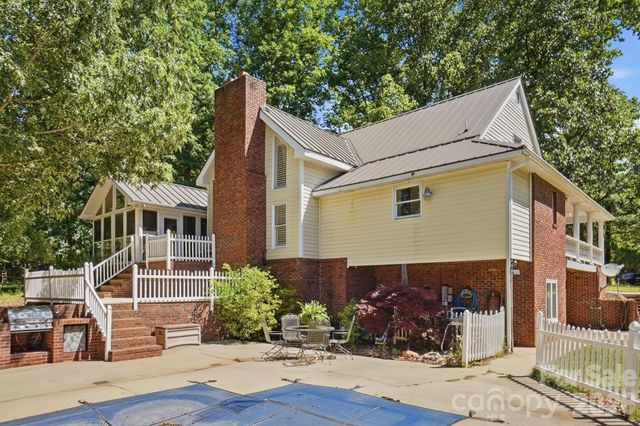 846 Windy Oaks Way, Van Wyck, SC 29720