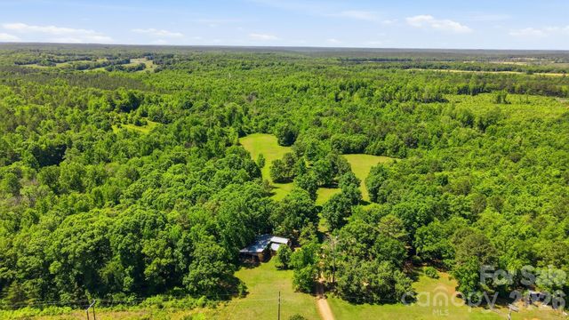 846 Windy Oaks Way, Van Wyck, SC 29720