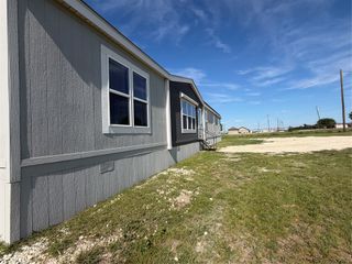 516 Glendale Drive, Godley, TX 76044
