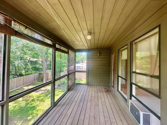 51 Split Rock Rd Road, The Woodlands, TX 77381