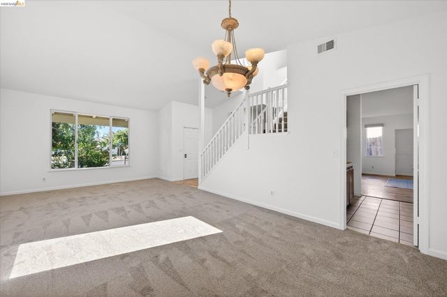 1120 Deerpark Rd, Oakley, CA 94561