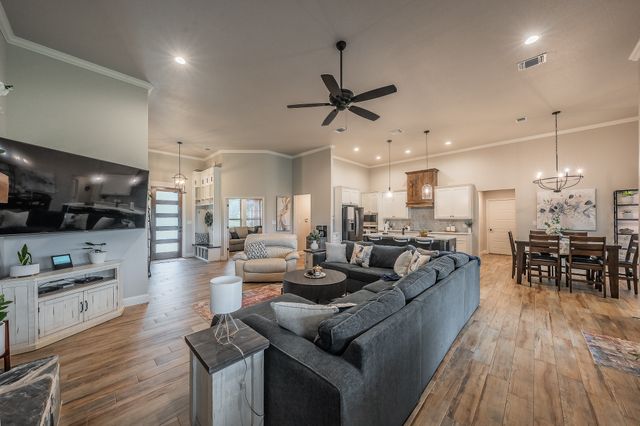 112 Oaks Springs Lane, Weatherford, TX 76087