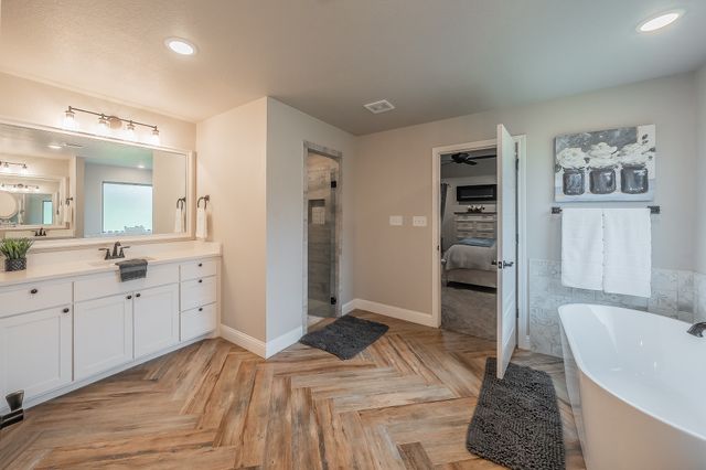 112 Oaks Springs Lane, Weatherford, TX 76087