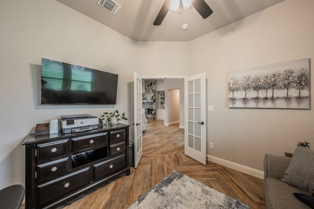 112 Oaks Springs Lane, Weatherford, TX 76087