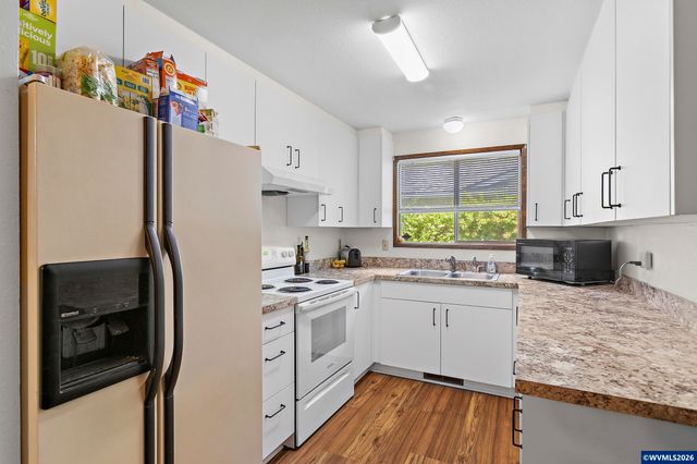 1959 Breakwood Cir SE, Albany, OR 97322