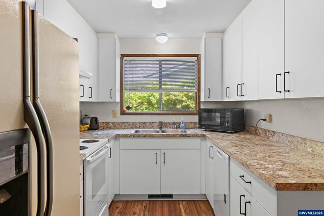 1959 Breakwood Cir SE, Albany, OR 97322