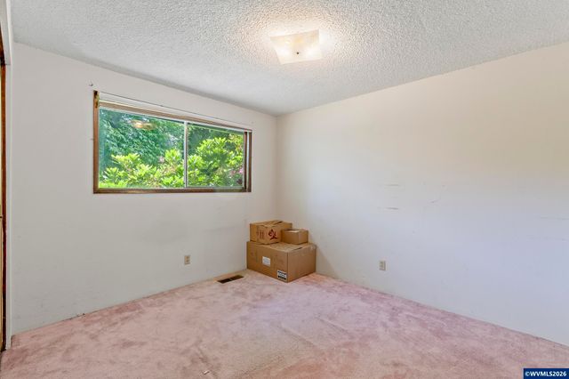 1959 Breakwood Cir SE, Albany, OR 97322