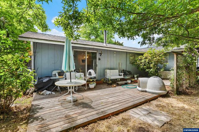 1959 Breakwood Cir SE, Albany, OR 97322