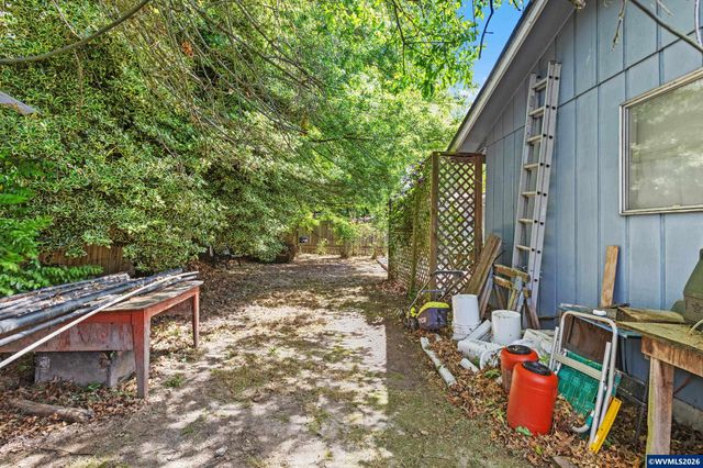 1959 Breakwood Cir SE, Albany, OR 97322