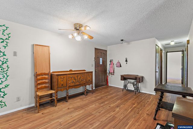 1959 Breakwood Cir SE, Albany, OR 97322