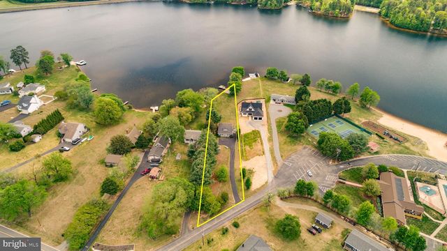 68 SARATOGA CV, Ruther Glen, VA 22546