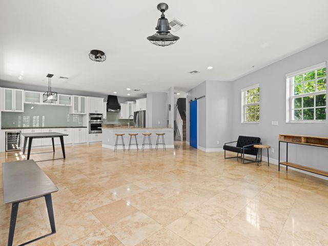 1101 Waverly Road, Fort Lauderdale, FL 33312