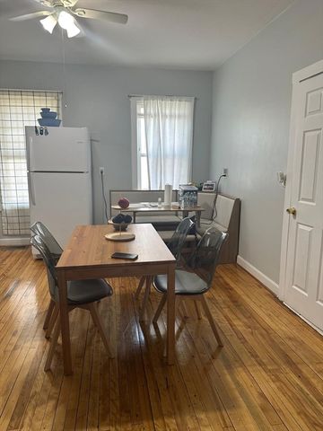 82 Fox St, Worcester, MA 01604