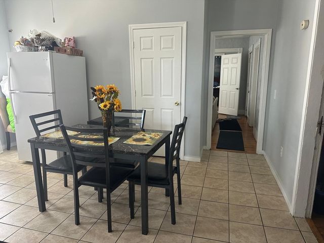 82 Fox St, Worcester, MA 01604