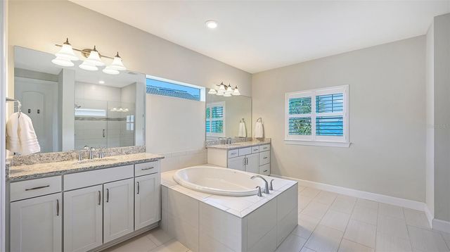 12318 BLUE HILL TRAIL, Bradenton, FL 34211