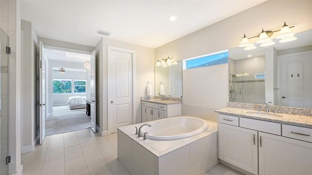 12318 BLUE HILL TRAIL, Bradenton, FL 34211