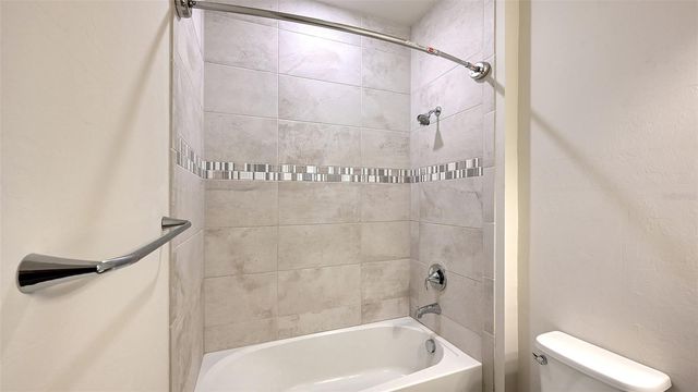12318 BLUE HILL TRAIL, Bradenton, FL 34211