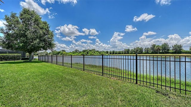12318 BLUE HILL TRAIL, Bradenton, FL 34211