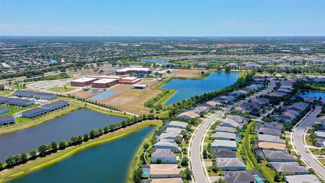 12318 BLUE HILL TRAIL, Bradenton, FL 34211