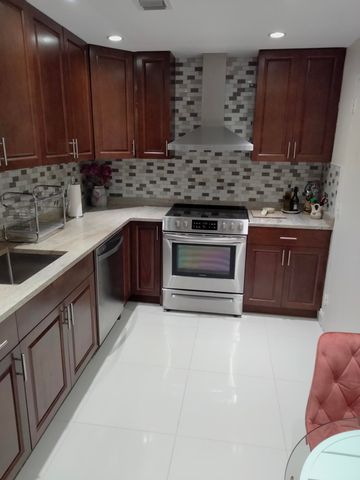 4250 Galt Ocean Drive 10K, Fort Lauderdale, FL 33308