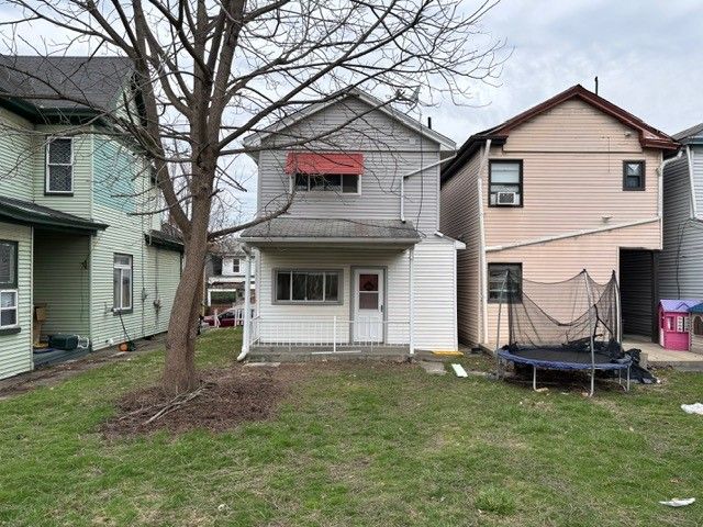 230 E 18th Ave, Homestead, PA 15120