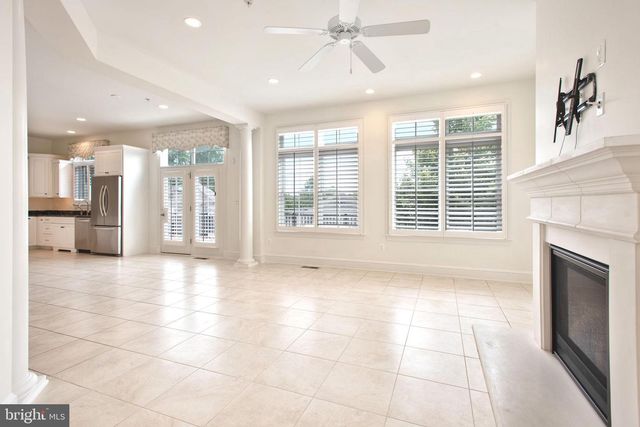 8319 QUARRY MANOR TER, Bethesda, MD 20817