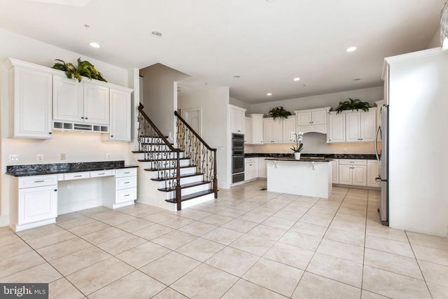 8319 QUARRY MANOR TER, Bethesda, MD 20817