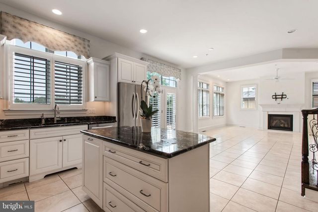 8319 QUARRY MANOR TER, Bethesda, MD 20817