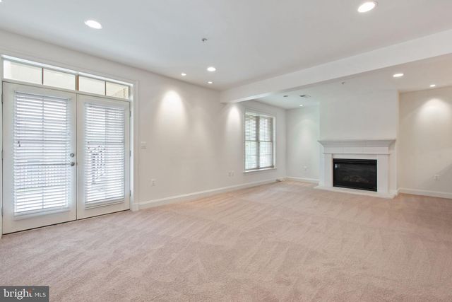 8319 QUARRY MANOR TER, Bethesda, MD 20817