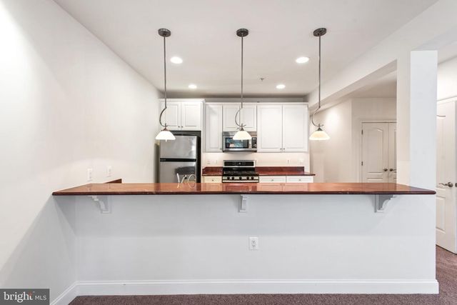 8319 QUARRY MANOR TER, Bethesda, MD 20817