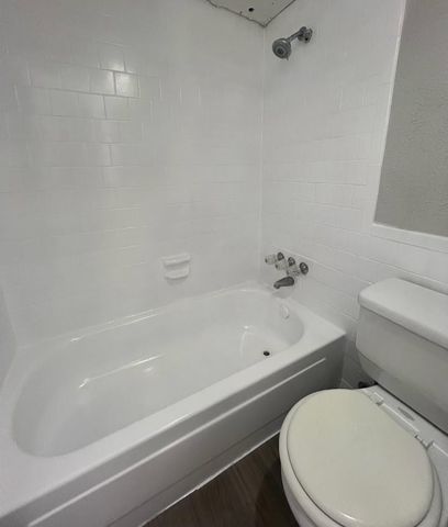 311 E 31st ST 306, Austin, TX 78705