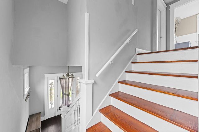 6505 Madison Road, Cincinnati, OH 45227