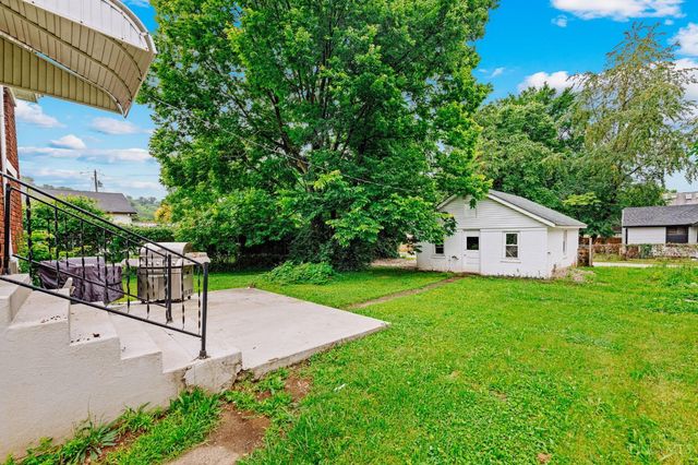 6505 Madison Road, Cincinnati, OH 45227
